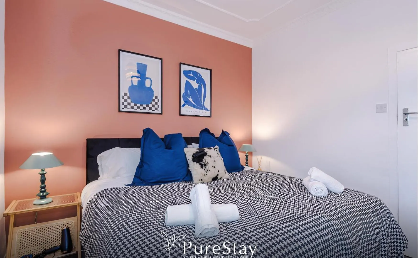 Charming 6Bedroom Barnsley House With Parking Sleeps 12 By Purestay